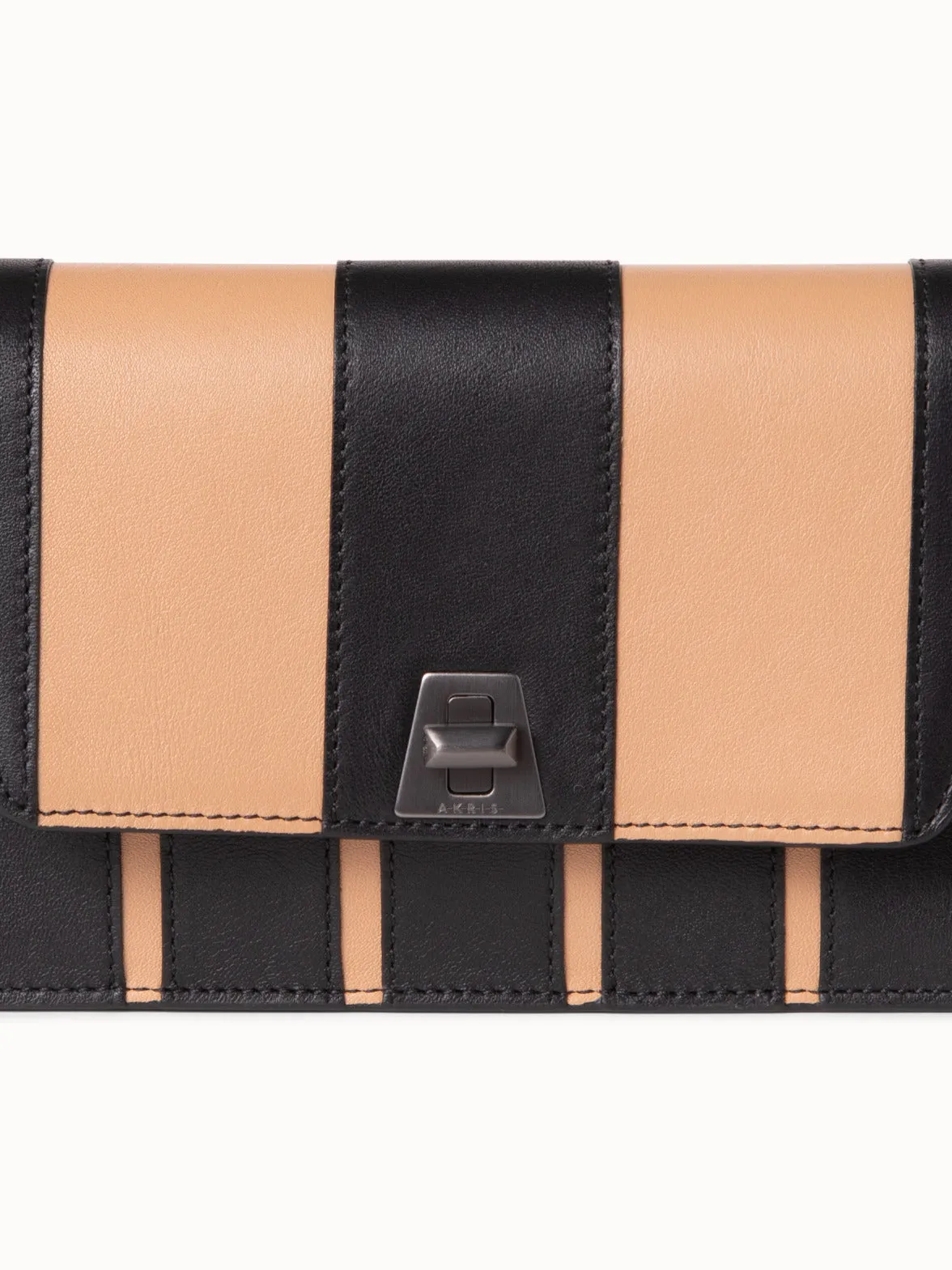 Anouk Envelope Tasche aus Lederstreifen