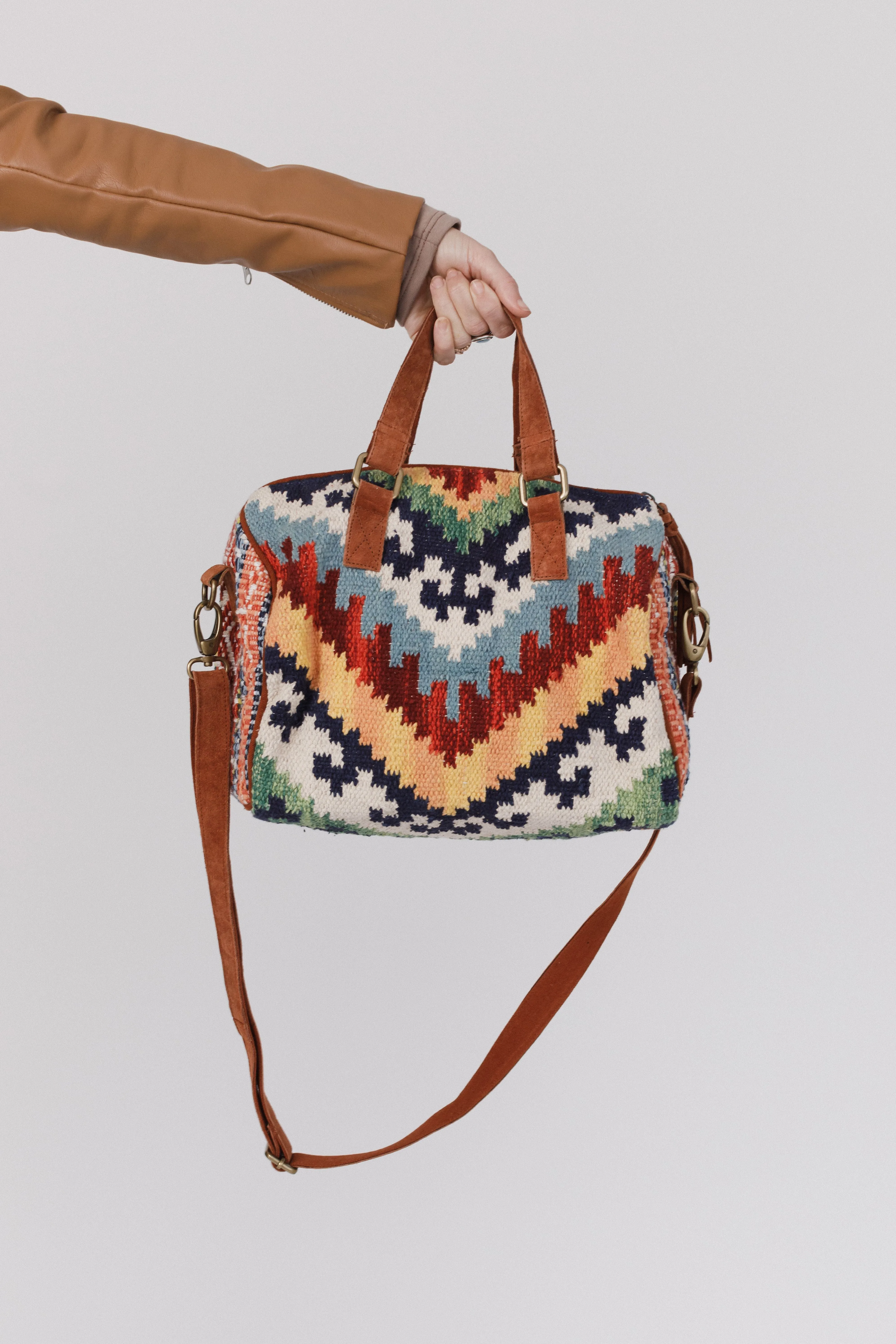 Artisan Oasis Woven Handbag - Brown Multi