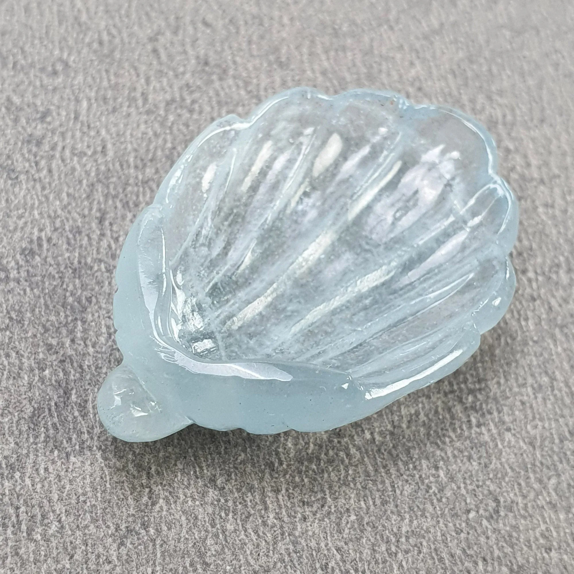 BLUE AQUAMARINE Gemstone Carving  : 21.90cts Natural Untreated Aqua Hand Carved Sea Shell 33*23mm (With Video)