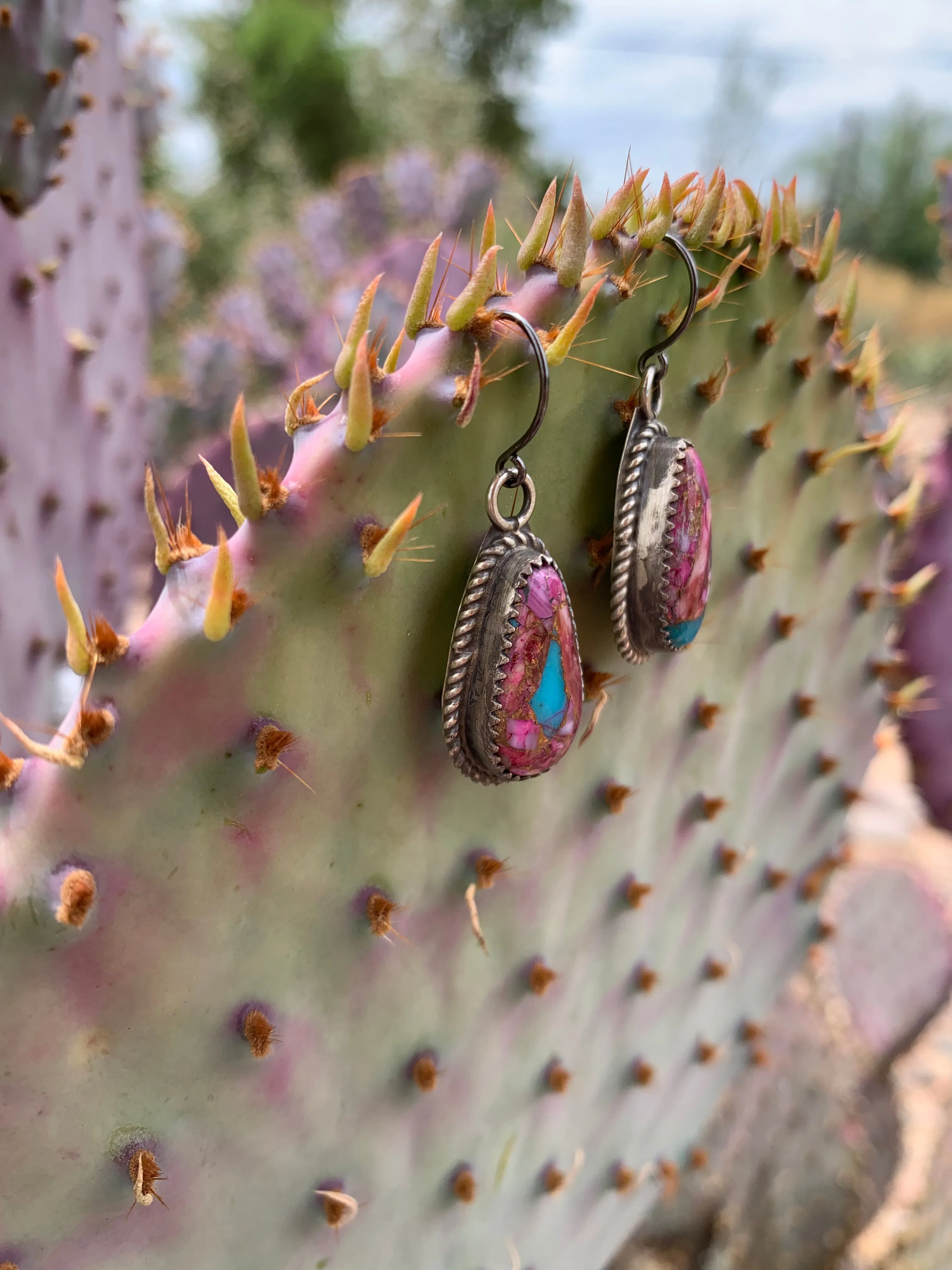 Dahlia Spiny Oyster & Turquoise earrings