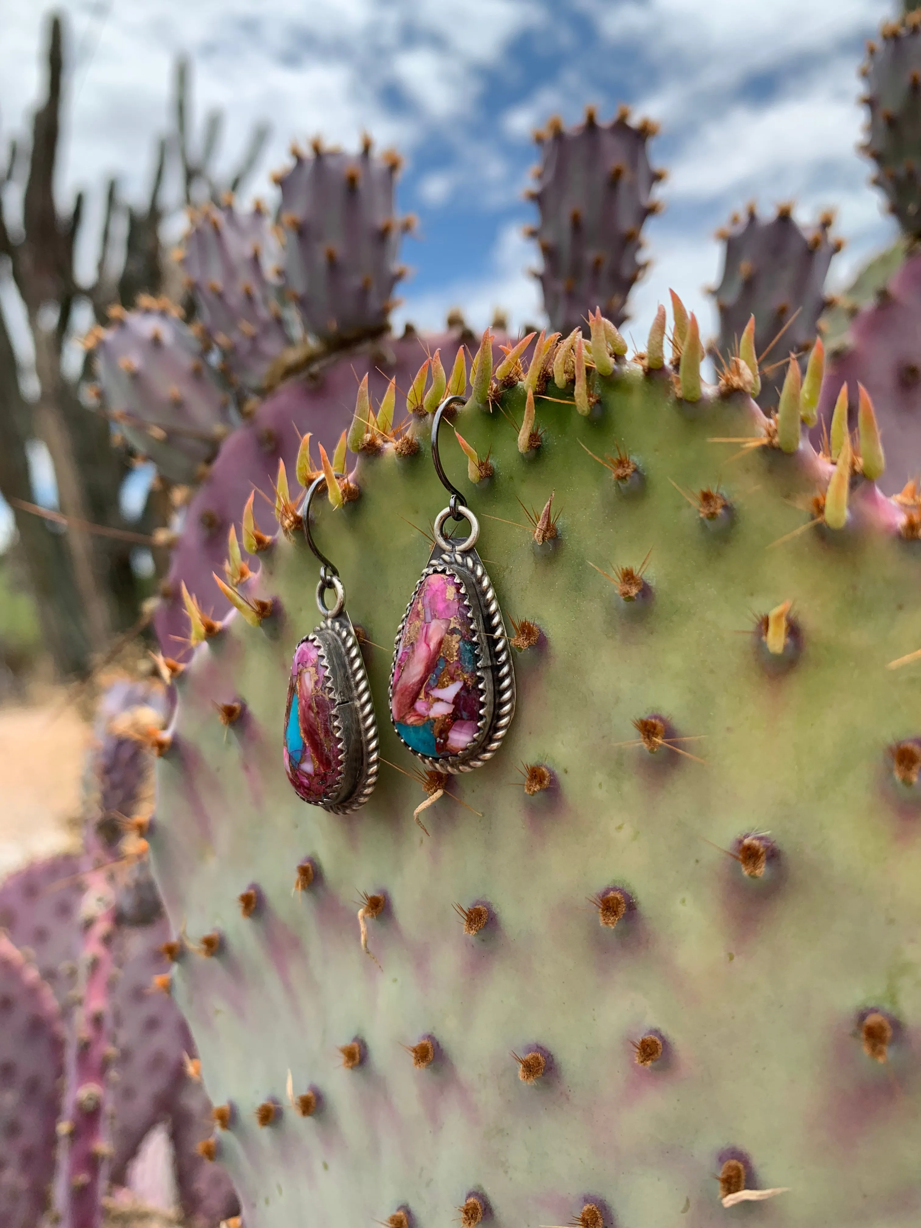 Dahlia Spiny Oyster & Turquoise earrings