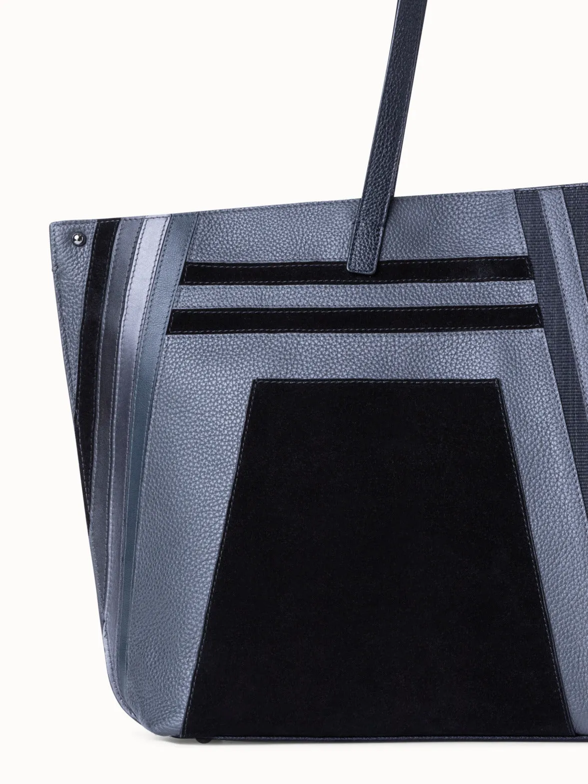 Medium Ai Schultertasche aus Leder mit Zick-Zack-Trapez Patchwork