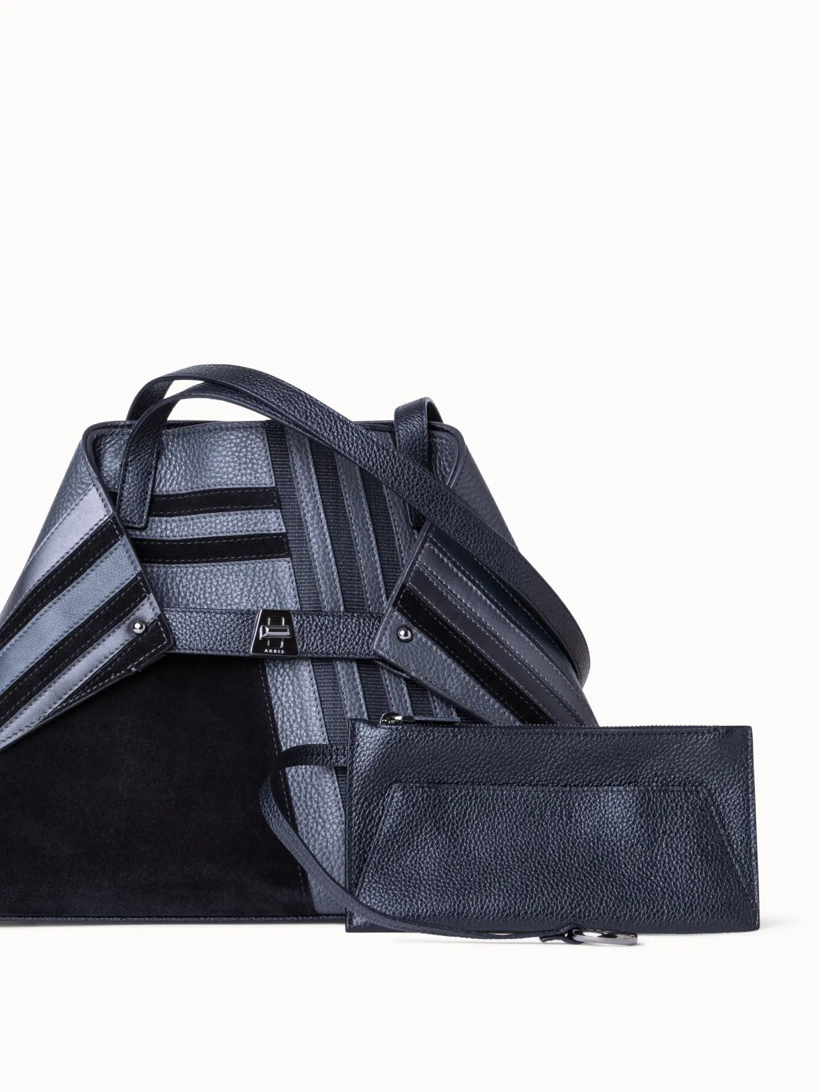 Small Ai Schultertasche aus Leder mit Zick-Zack-Trapez Patchwork