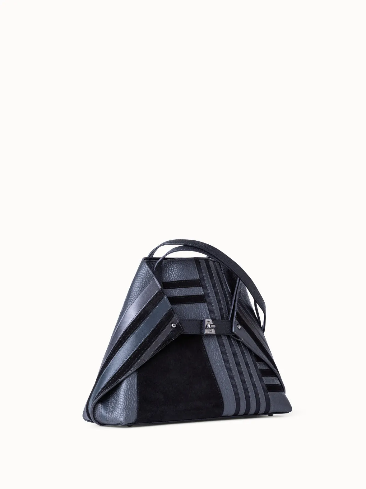 Small Ai Schultertasche aus Leder mit Zick-Zack-Trapez Patchwork