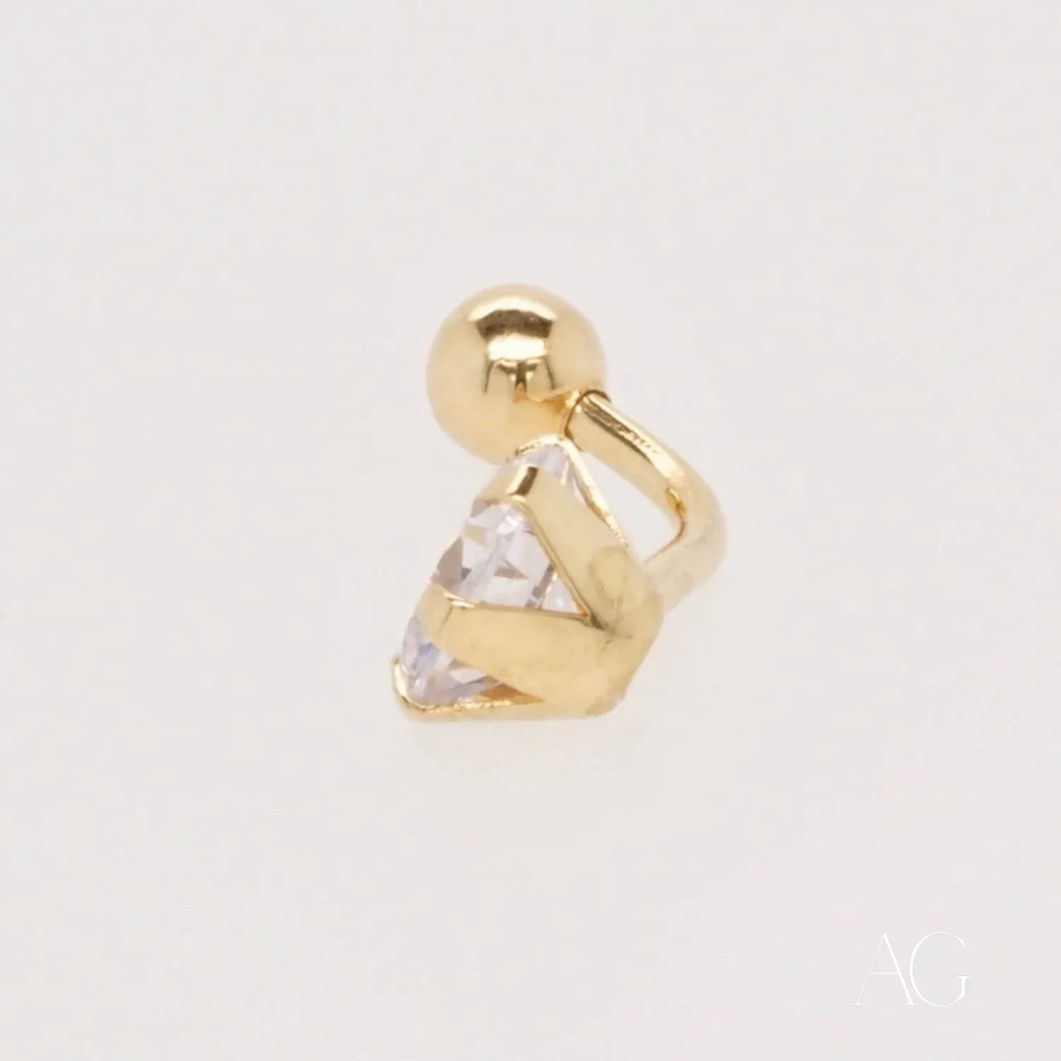 Stunning Cubic Zirconia 18k Gold Bellybutton Piercing